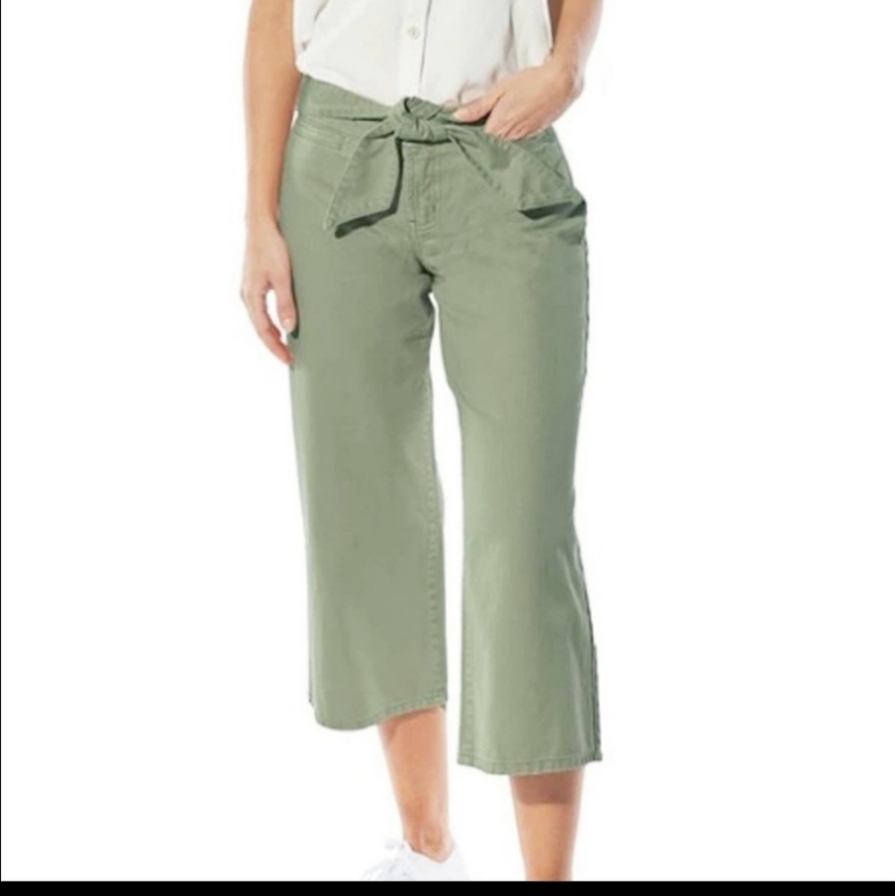 OAT New York Mid Rise Crop Jeans